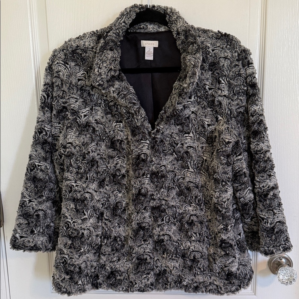 Chico’s Size 2 Aimey Soft Plush Faux Fur 3/4 Sleeve Jacket
